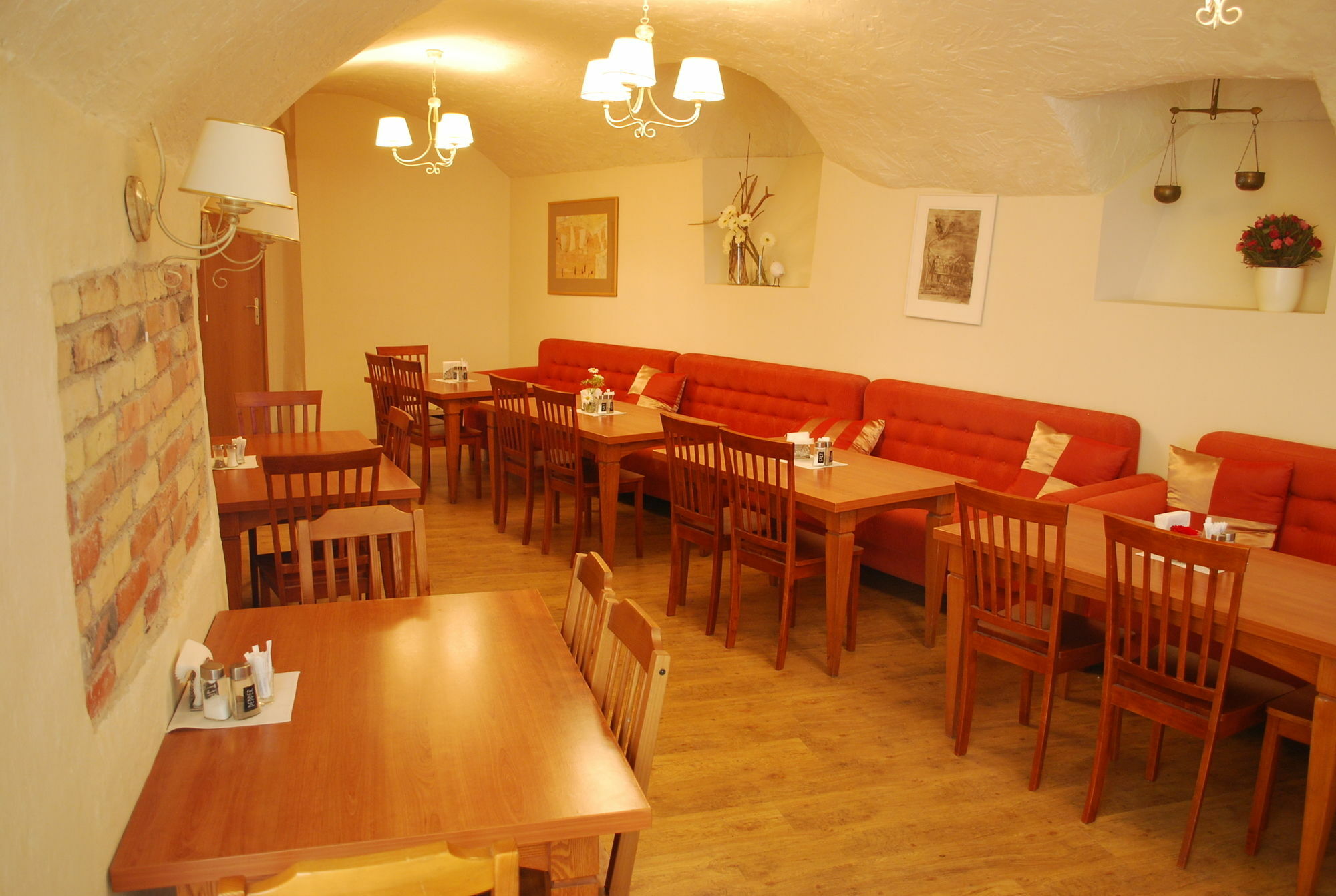Alexa Old Town VNO